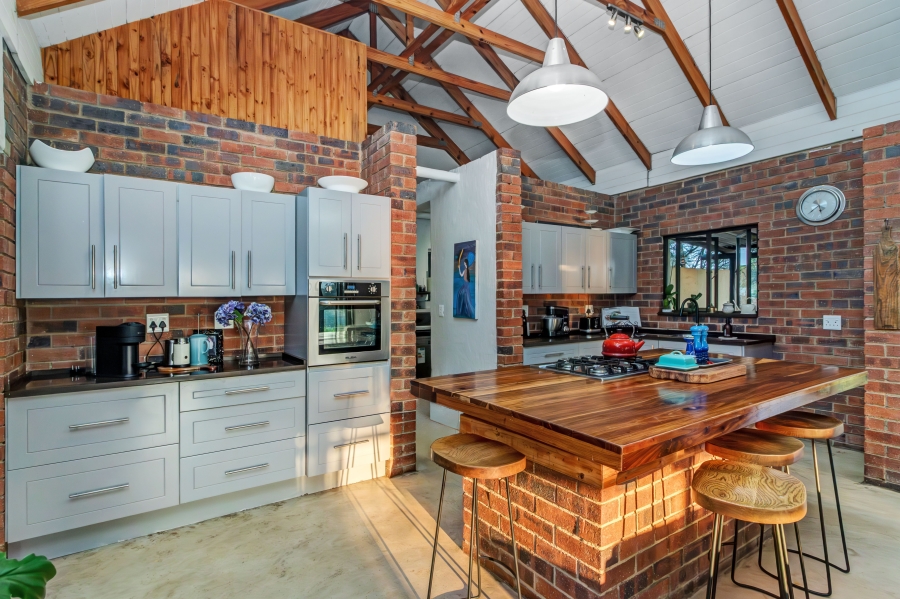5 Bedroom Property for Sale in Chartwell Gauteng