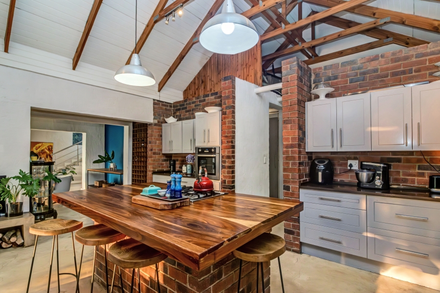 5 Bedroom Property for Sale in Chartwell Gauteng