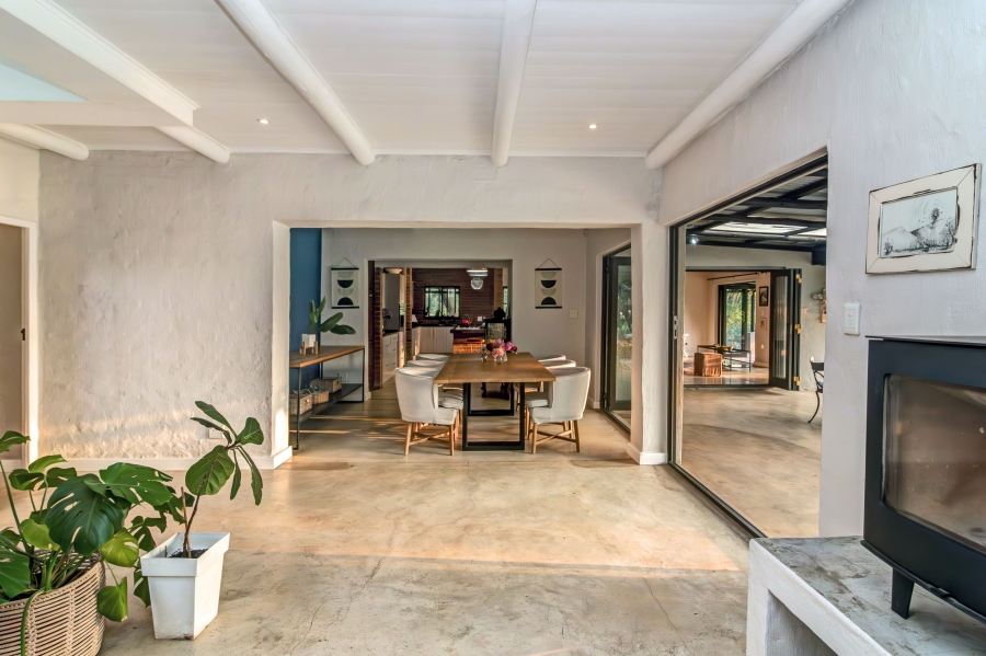 5 Bedroom Property for Sale in Chartwell Gauteng
