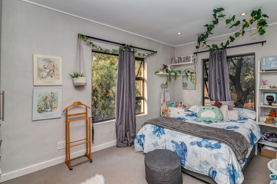 5 Bedroom Property for Sale in Chartwell Gauteng