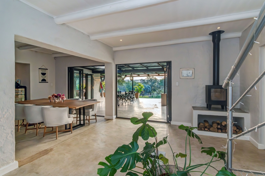 5 Bedroom Property for Sale in Chartwell Gauteng