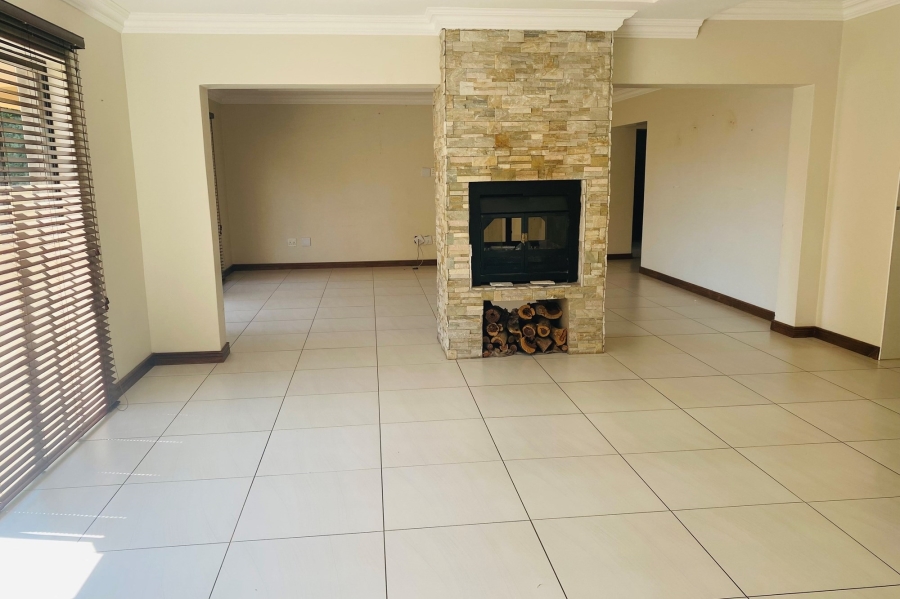 To Let 5 Bedroom Property for Rent in Equestria Gauteng