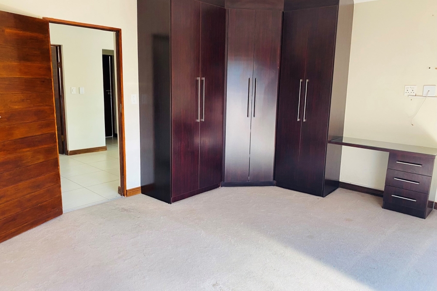 To Let 5 Bedroom Property for Rent in Equestria Gauteng