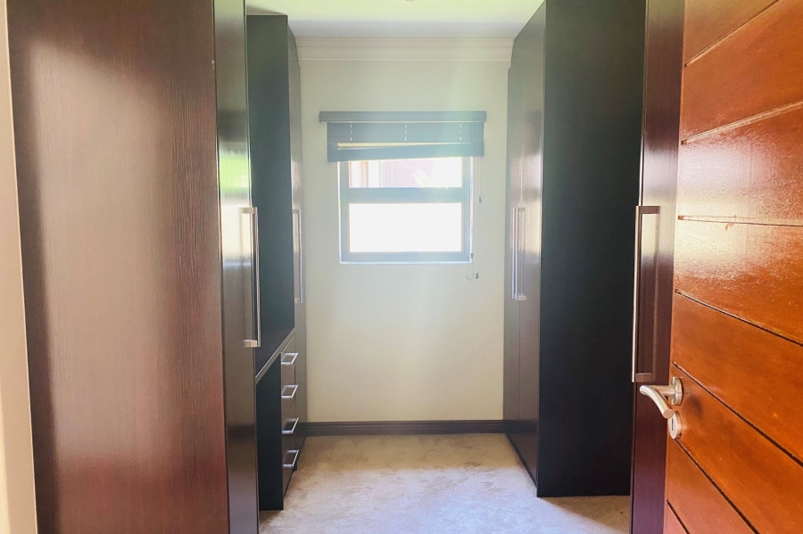 To Let 5 Bedroom Property for Rent in Equestria Gauteng