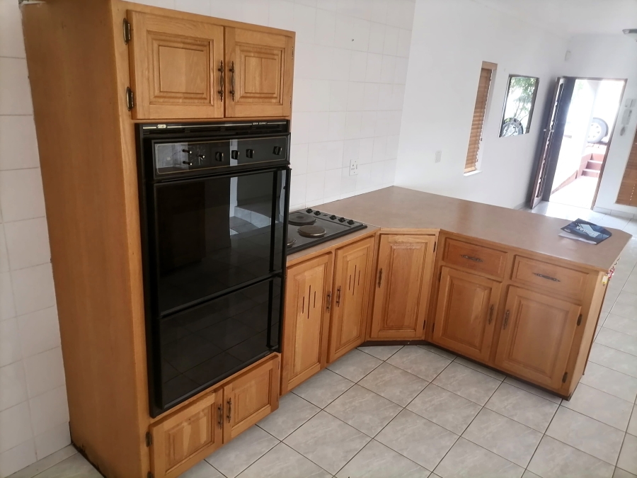 To Let 3 Bedroom Property for Rent in Moreleta Park Gauteng