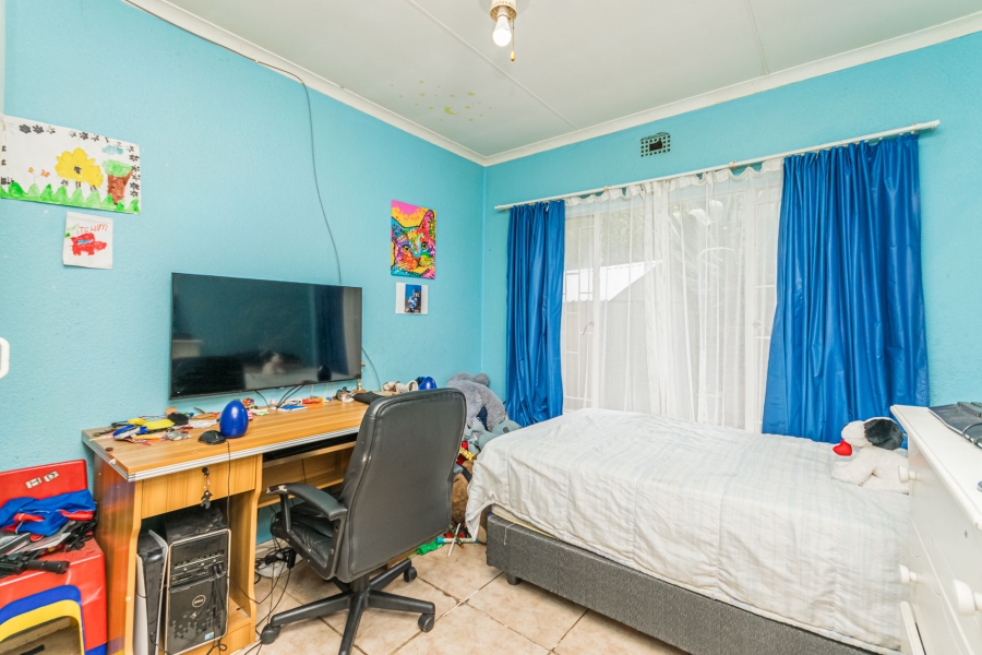 4 Bedroom Property for Sale in Lindhaven Gauteng