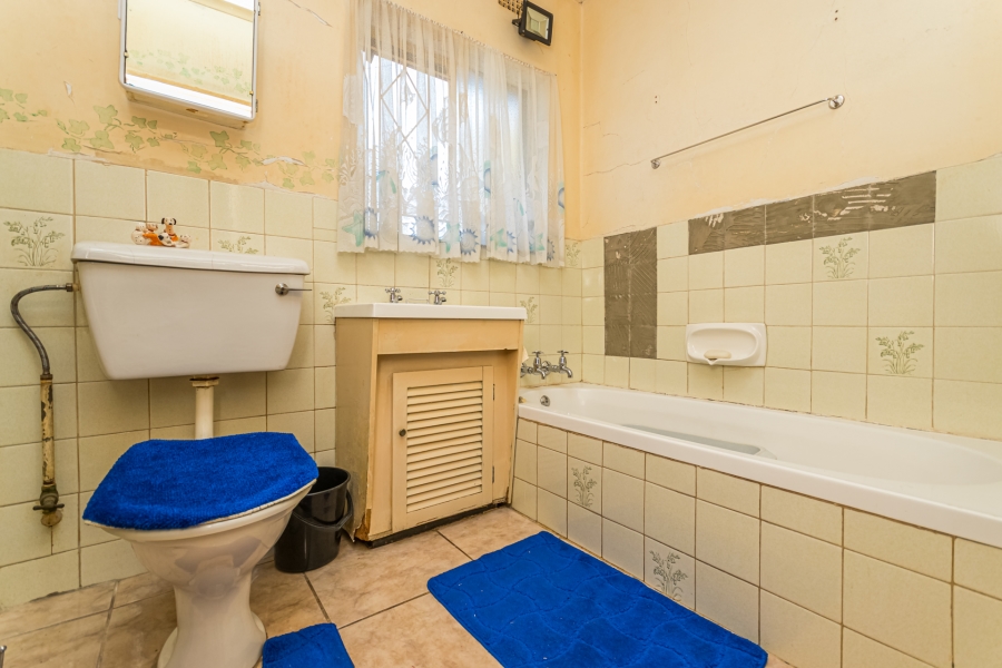 4 Bedroom Property for Sale in Lindhaven Gauteng