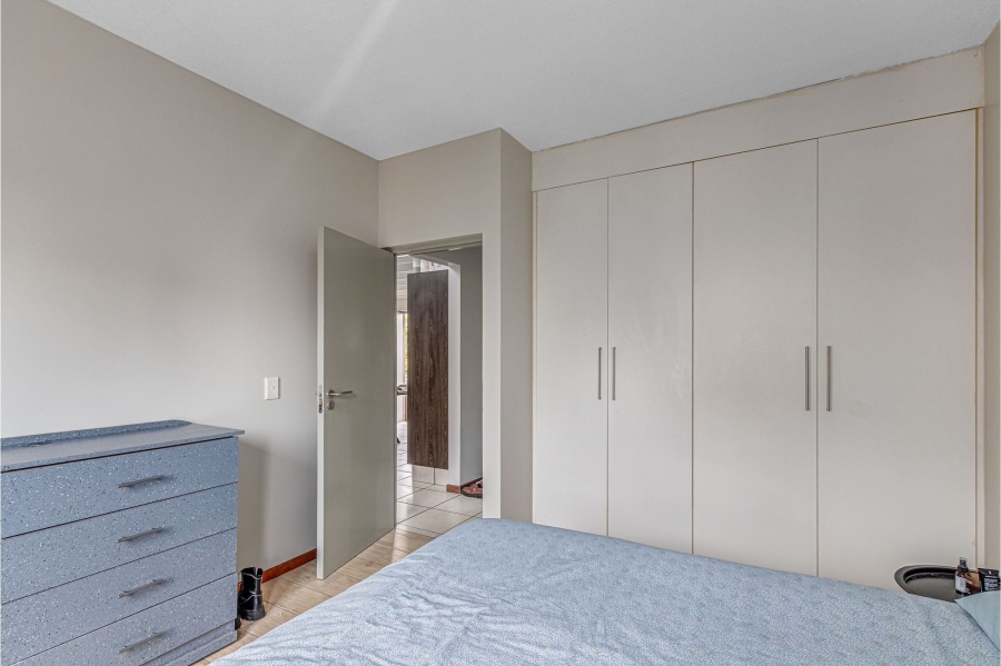 1 Bedroom Property for Sale in Broadacres Gauteng