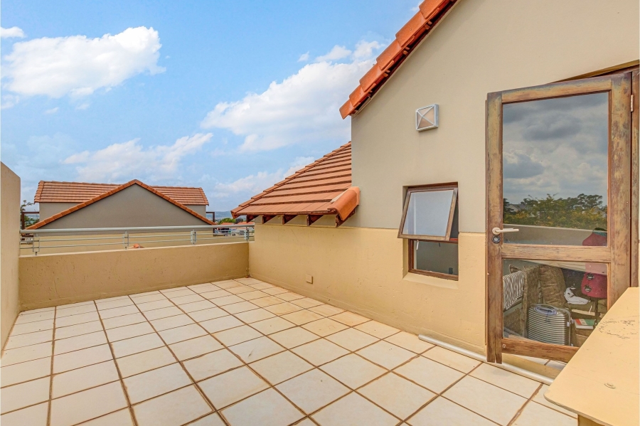 1 Bedroom Property for Sale in Broadacres Gauteng