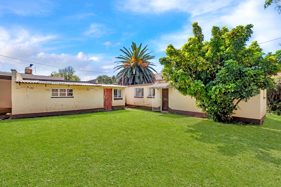 3 Bedroom Property for Sale in Greenside Gauteng