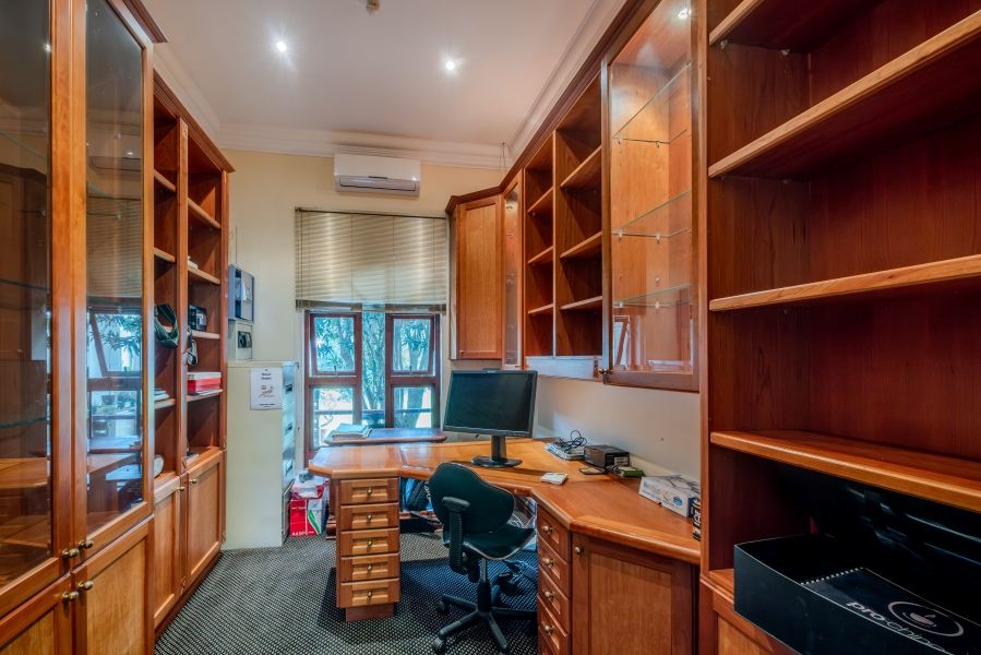 4 Bedroom Property for Sale in Waterkloof Gauteng