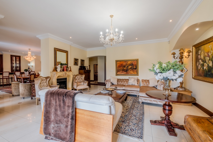 4 Bedroom Property for Sale in Waterkloof Gauteng