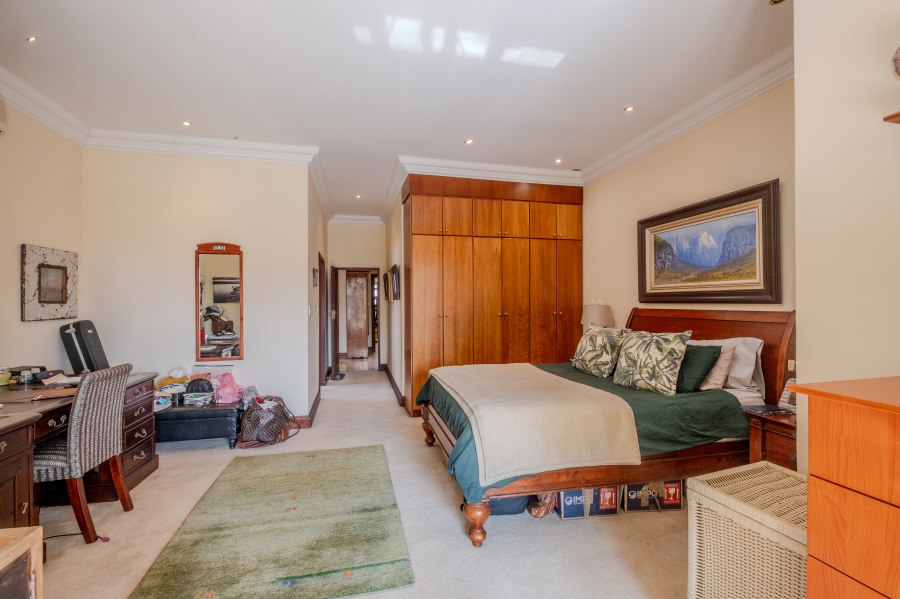 4 Bedroom Property for Sale in Waterkloof Gauteng