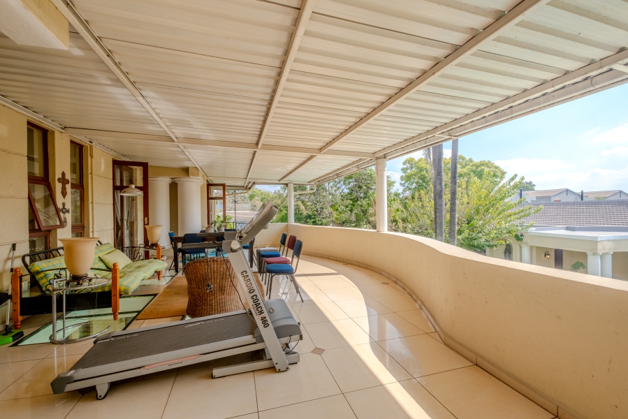 4 Bedroom Property for Sale in Waterkloof Gauteng
