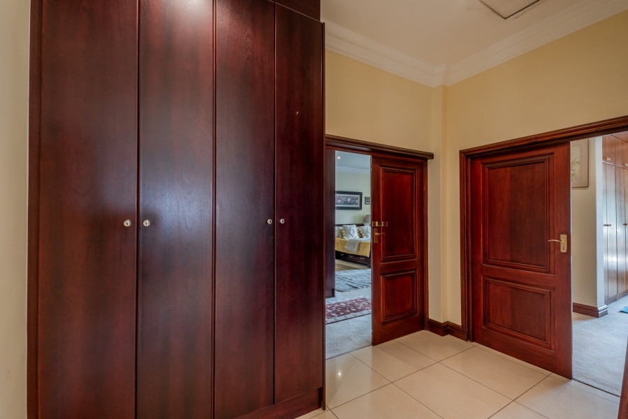 4 Bedroom Property for Sale in Waterkloof Gauteng