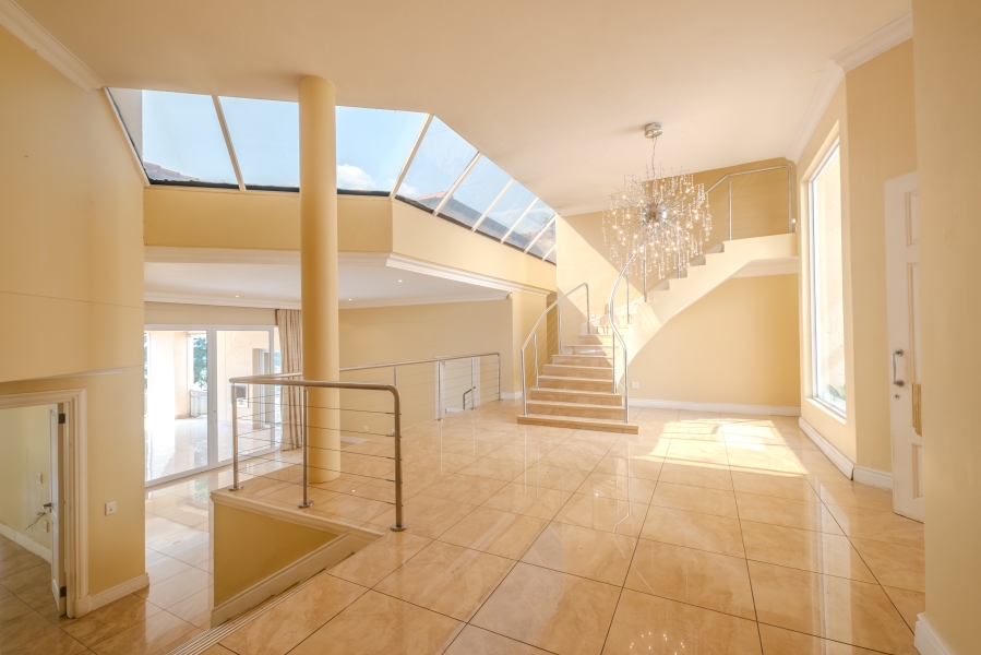 6 Bedroom Property for Sale in Waterkloof Park Gauteng
