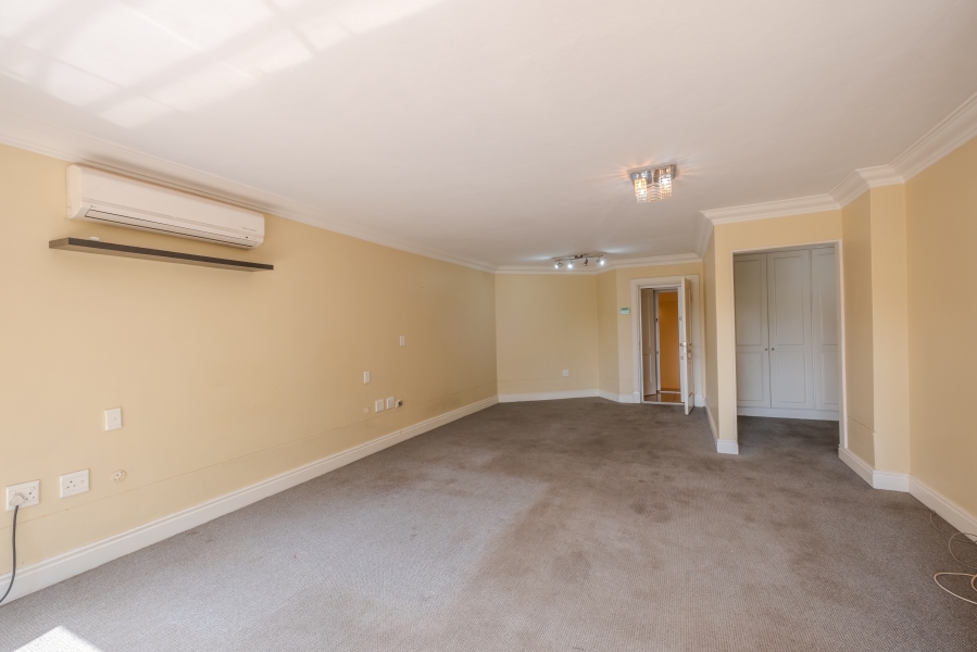 6 Bedroom Property for Sale in Waterkloof Park Gauteng