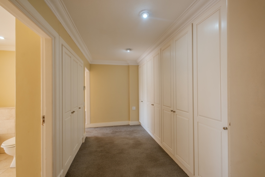 6 Bedroom Property for Sale in Waterkloof Park Gauteng