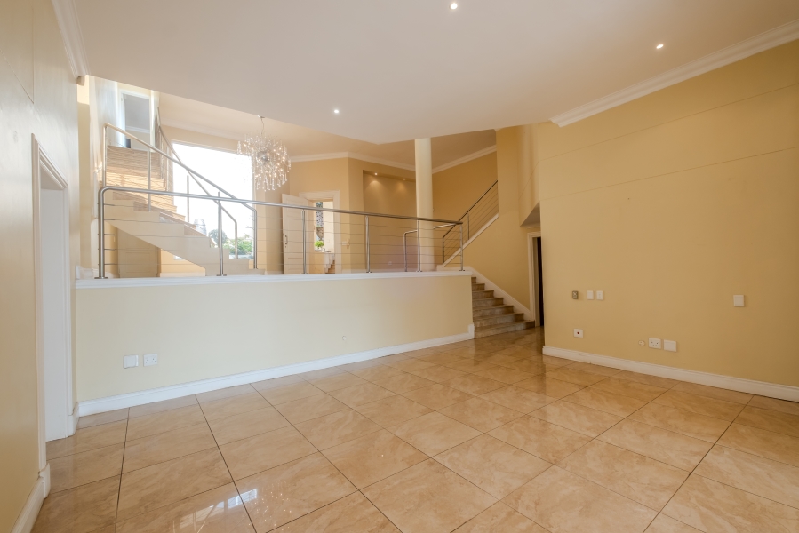 6 Bedroom Property for Sale in Waterkloof Park Gauteng