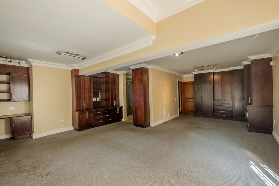 6 Bedroom Property for Sale in Waterkloof Park Gauteng