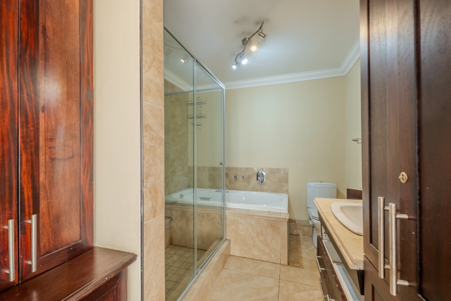 6 Bedroom Property for Sale in Waterkloof Park Gauteng
