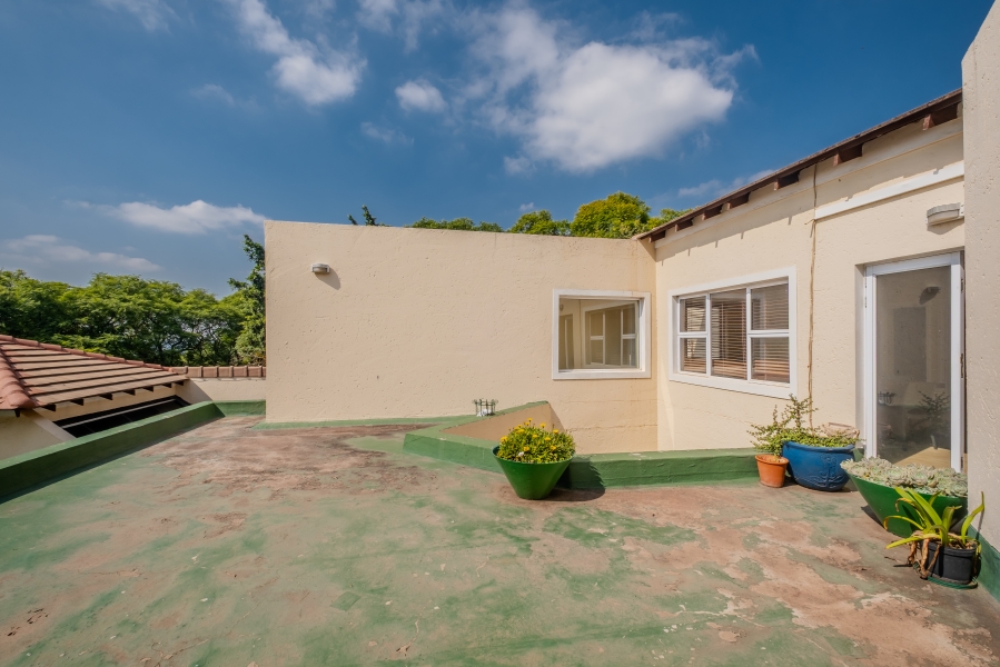 6 Bedroom Property for Sale in Waterkloof Park Gauteng