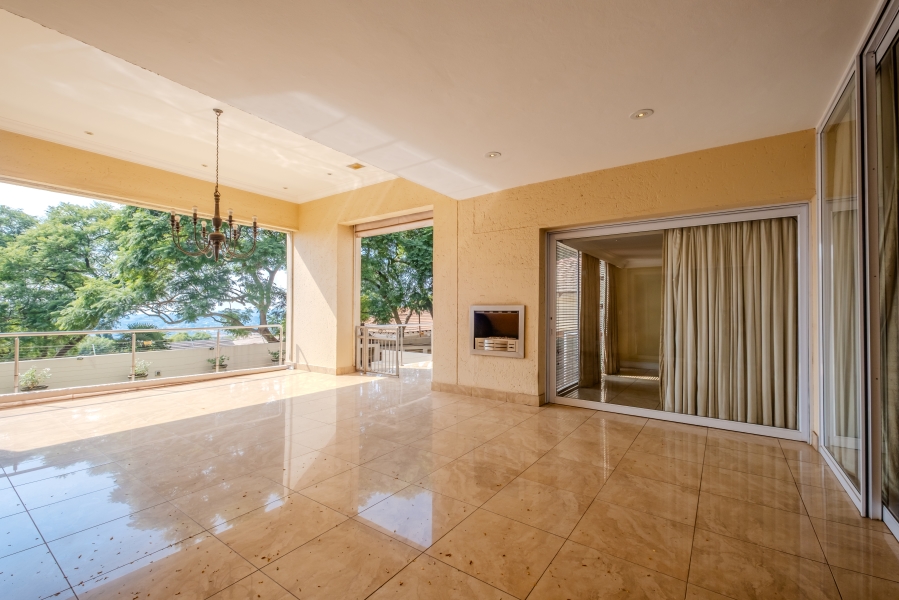 6 Bedroom Property for Sale in Waterkloof Park Gauteng