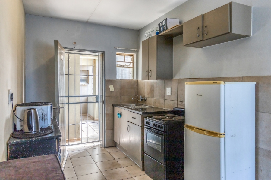 2 Bedroom Property for Sale in Fleurhof Gauteng