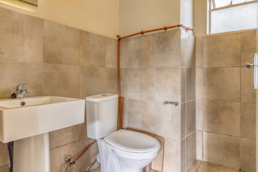 2 Bedroom Property for Sale in Fleurhof Gauteng