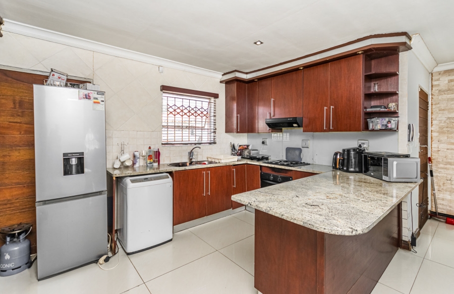 3 Bedroom Property for Sale in Cosmo City Gauteng