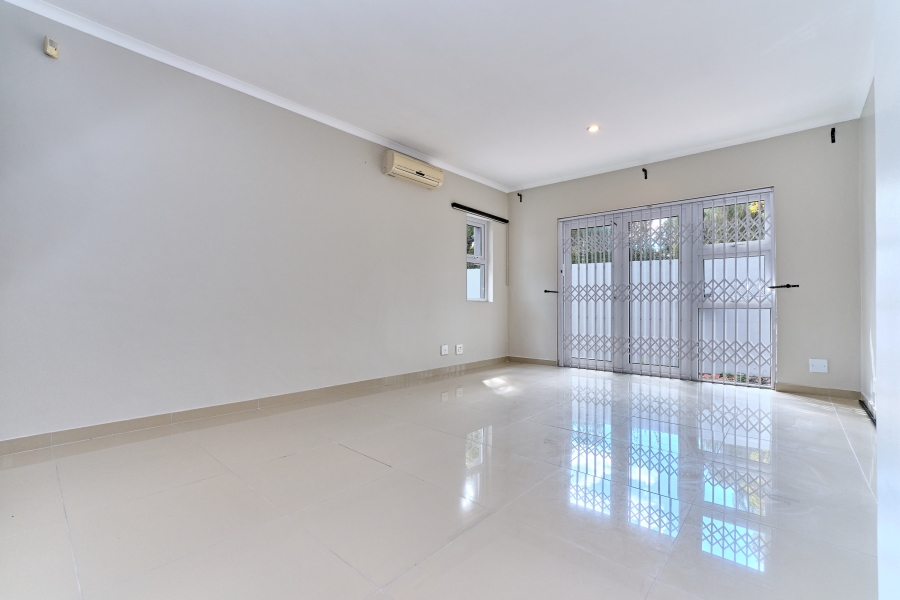 To Let 4 Bedroom Property for Rent in Parkmore Gauteng