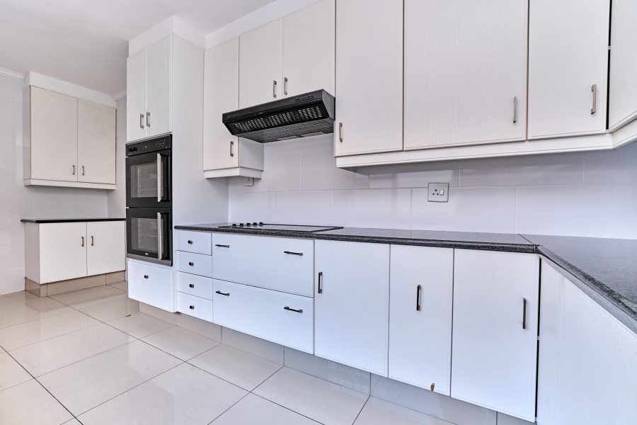 To Let 4 Bedroom Property for Rent in Parkmore Gauteng