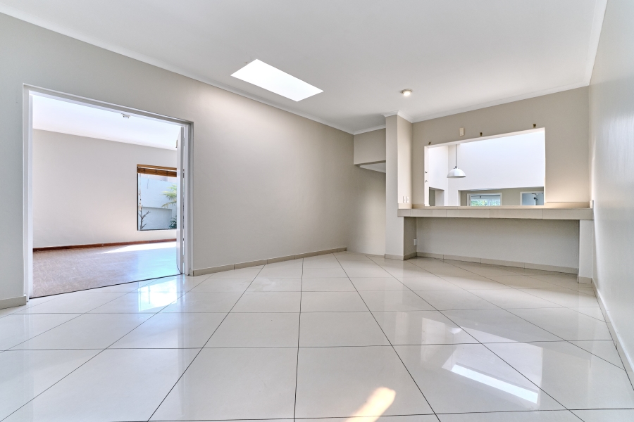 To Let 4 Bedroom Property for Rent in Parkmore Gauteng