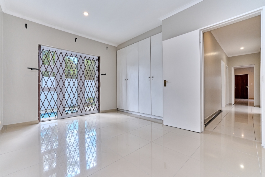 To Let 4 Bedroom Property for Rent in Parkmore Gauteng