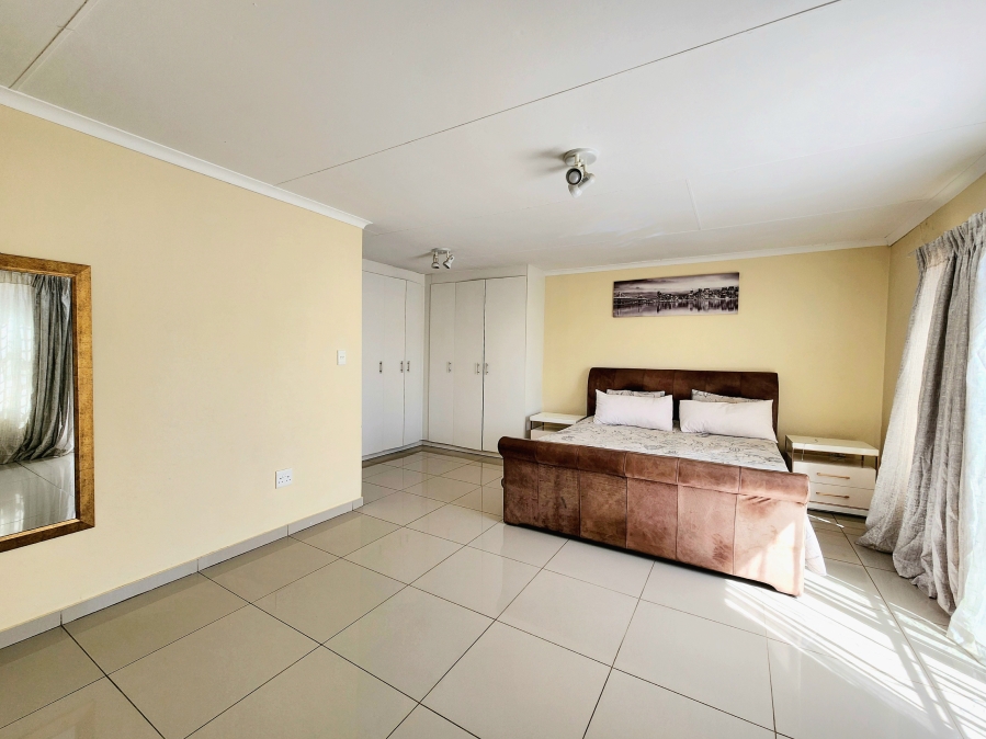 3 Bedroom Property for Sale in Wilgeheuwel Gauteng