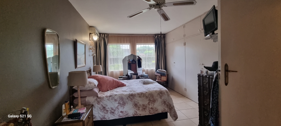 2 Bedroom Property for Sale in Waterkloof Glen Gauteng