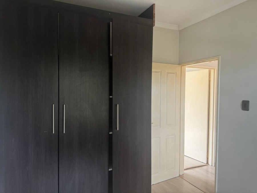 To Let 2 Bedroom Property for Rent in Dalview Gauteng