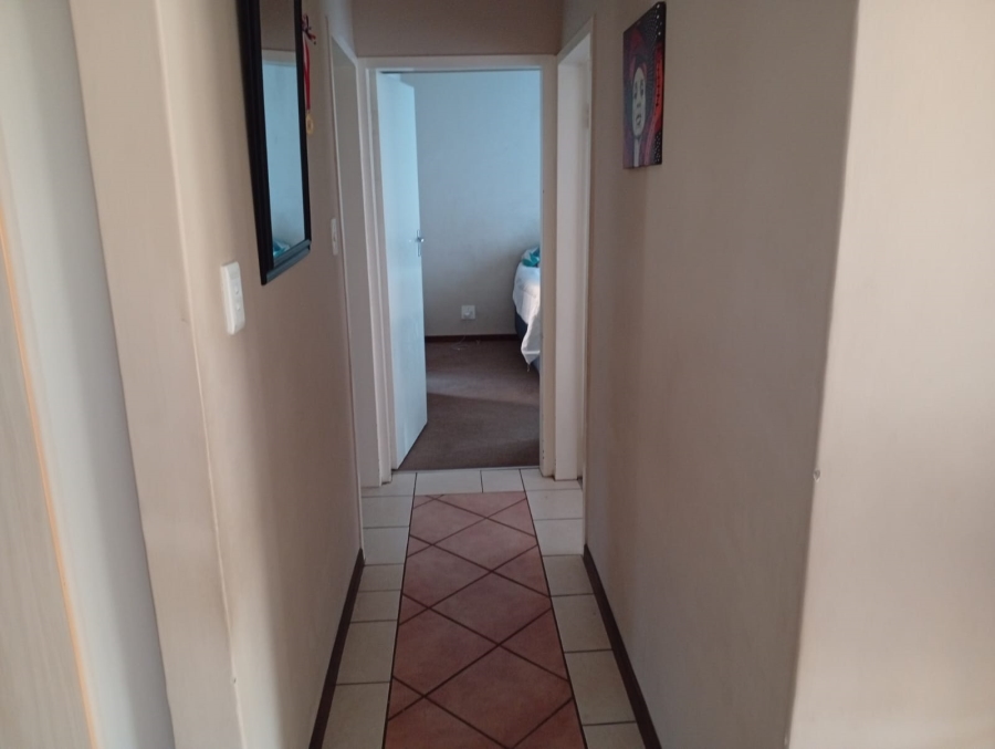 To Let 2 Bedroom Property for Rent in Equestria Gauteng