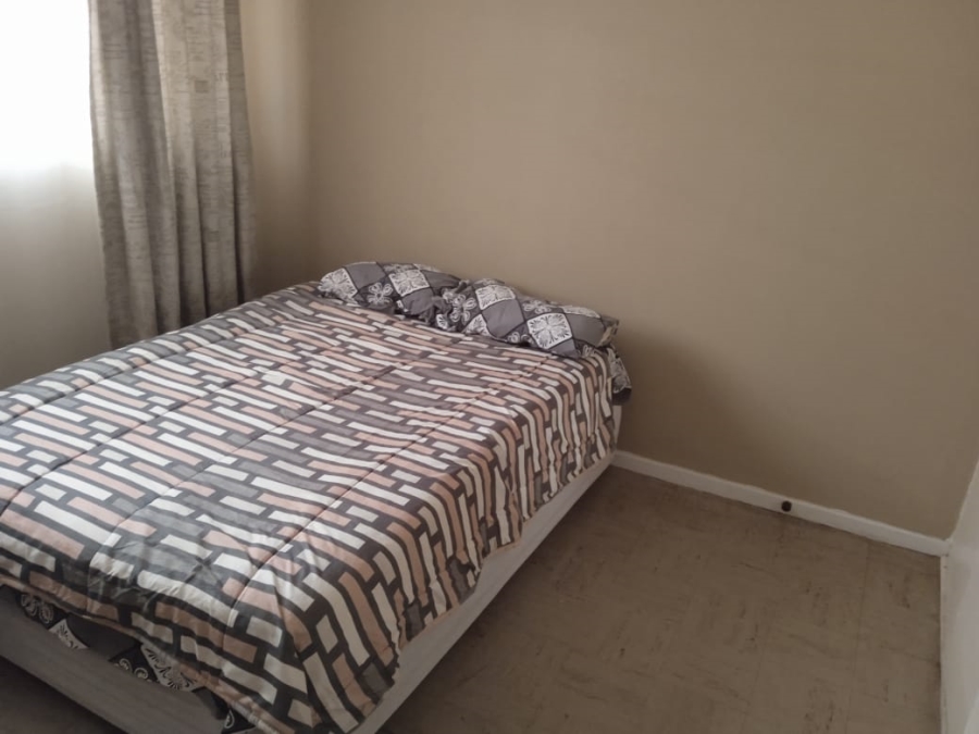 To Let 2 Bedroom Property for Rent in La Montagne Gauteng