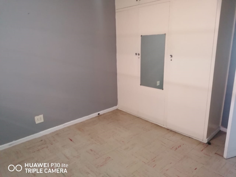 To Let 2 Bedroom Property for Rent in La Montagne Gauteng