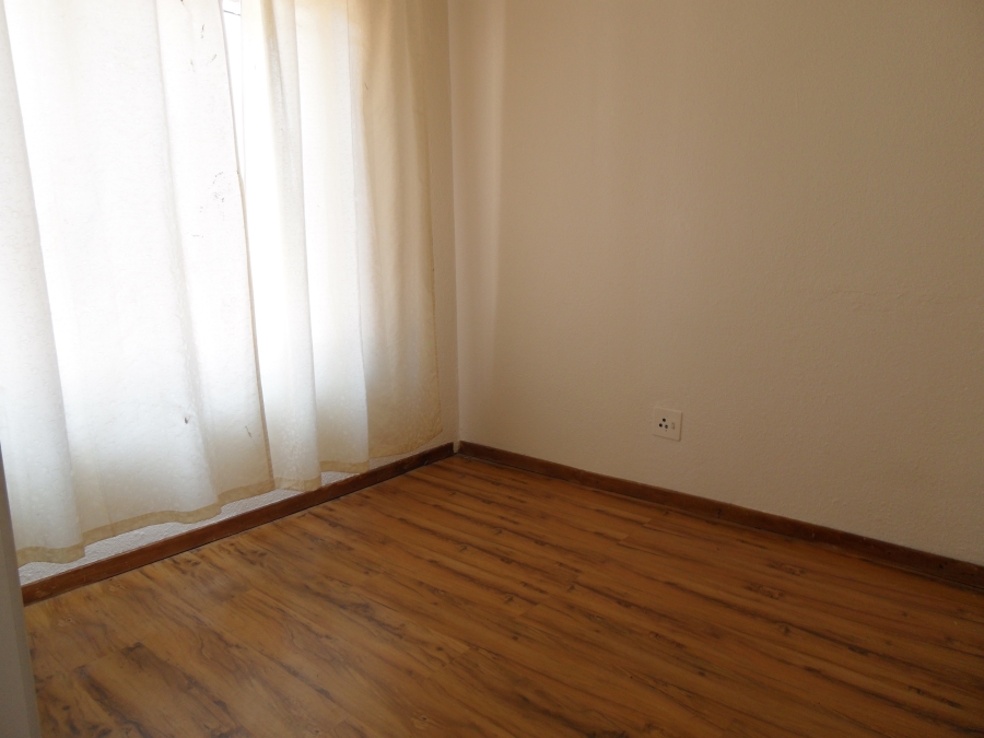 To Let 3 Bedroom Property for Rent in Lombardy East Gauteng