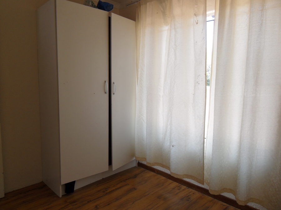 To Let 3 Bedroom Property for Rent in Lombardy East Gauteng