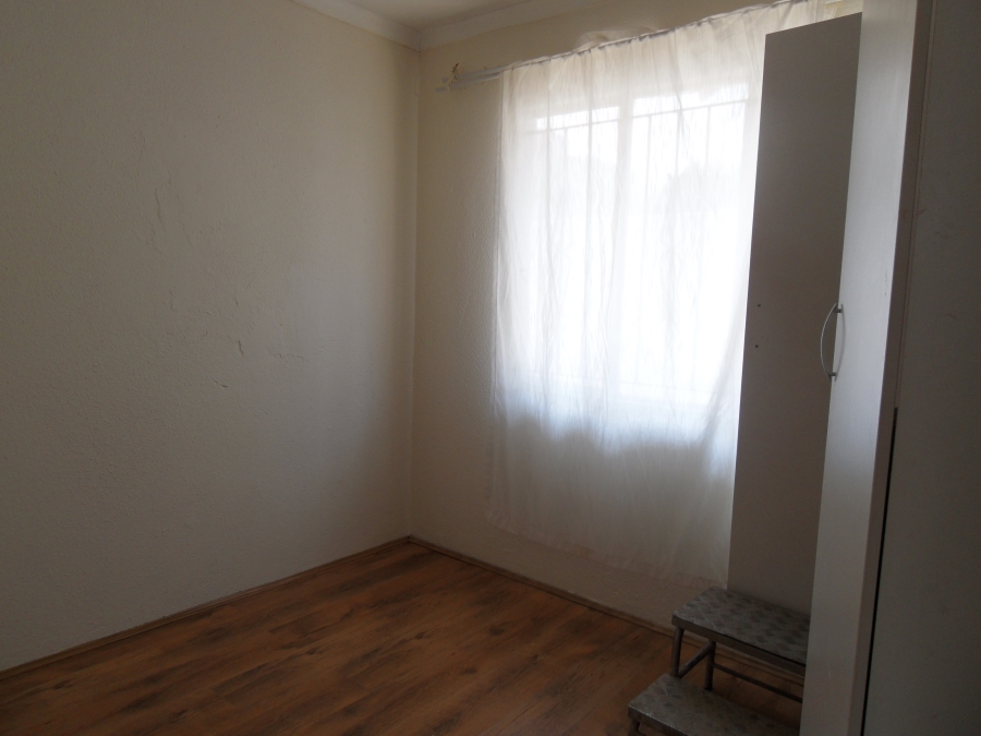 To Let 3 Bedroom Property for Rent in Lombardy East Gauteng