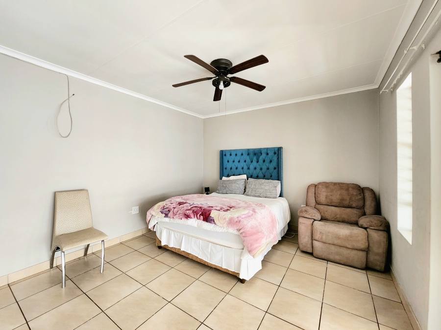 3 Bedroom Property for Sale in Wilgeheuwel Gauteng