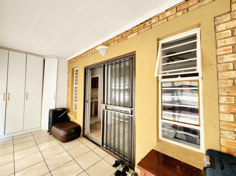 3 Bedroom Property for Sale in Wilgeheuwel Gauteng