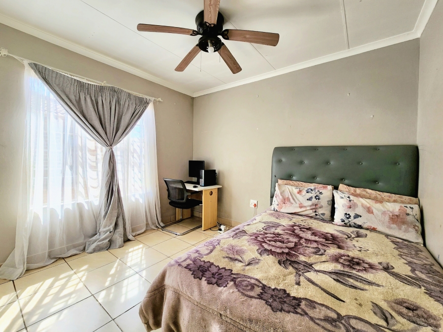 3 Bedroom Property for Sale in Wilgeheuwel Gauteng