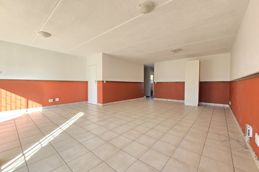 To Let 3 Bedroom Property for Rent in Birch Acres Gauteng