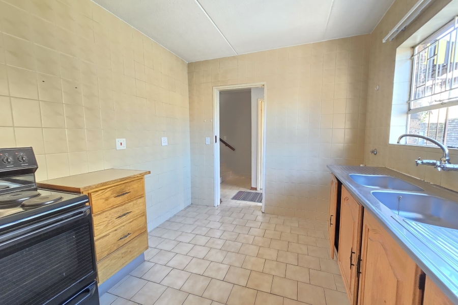 To Let 3 Bedroom Property for Rent in Birch Acres Gauteng