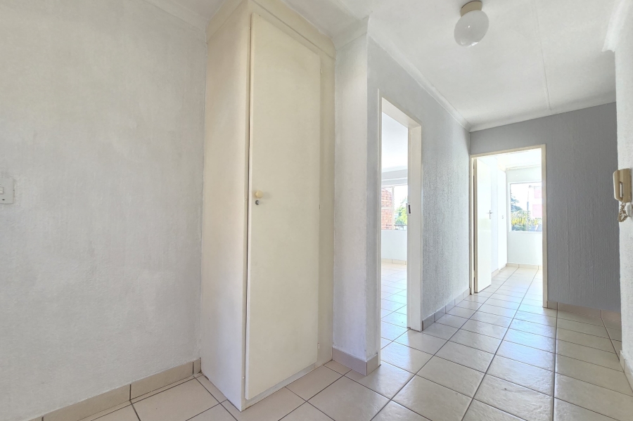 To Let 3 Bedroom Property for Rent in Birch Acres Gauteng