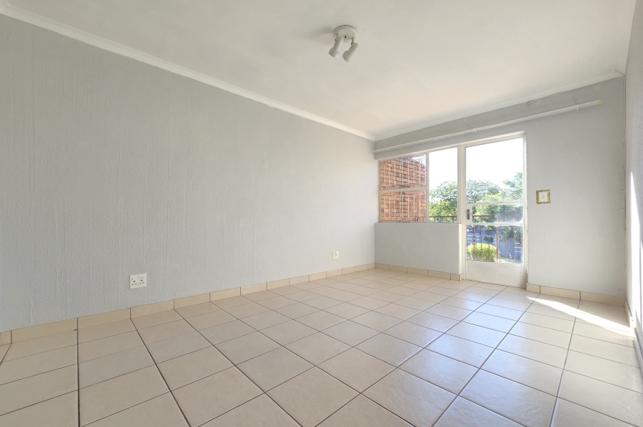 To Let 3 Bedroom Property for Rent in Birch Acres Gauteng